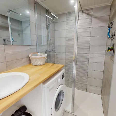 Etoile De Avec Piscine Holiday home